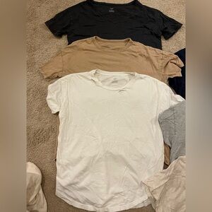 Bundle of aerie tees